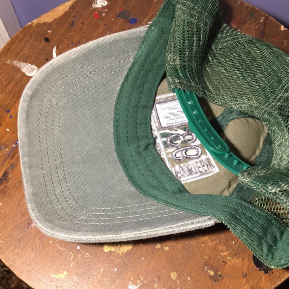 NWT St. Thomas USVI SnapBack hat 6 panel mesh back cap faded forest green - Picture 7 of 8